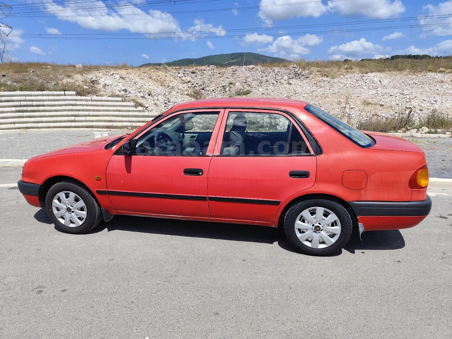 Sahibinden Toyota Corolla 1.3 Terra 1999 Model İstanbul 391.500 km Kırmızı 5