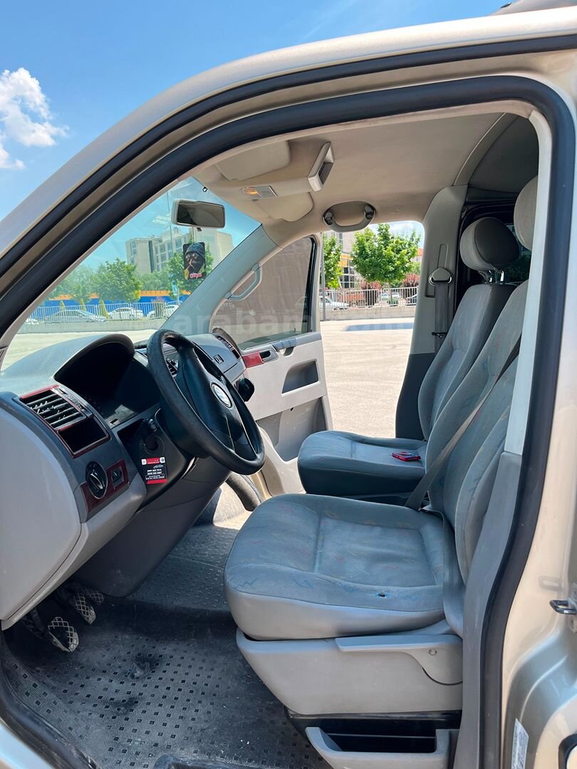 Sahibinden Volkswagen Transporter 2.5 TDI Camlı Van 2005 Model 6