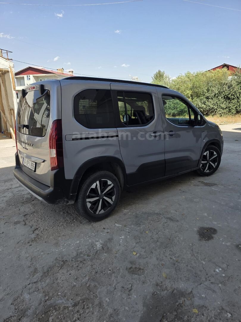Sahibinden Peugeot Rifter 1.5 BlueHDI GT 2024 Model 3