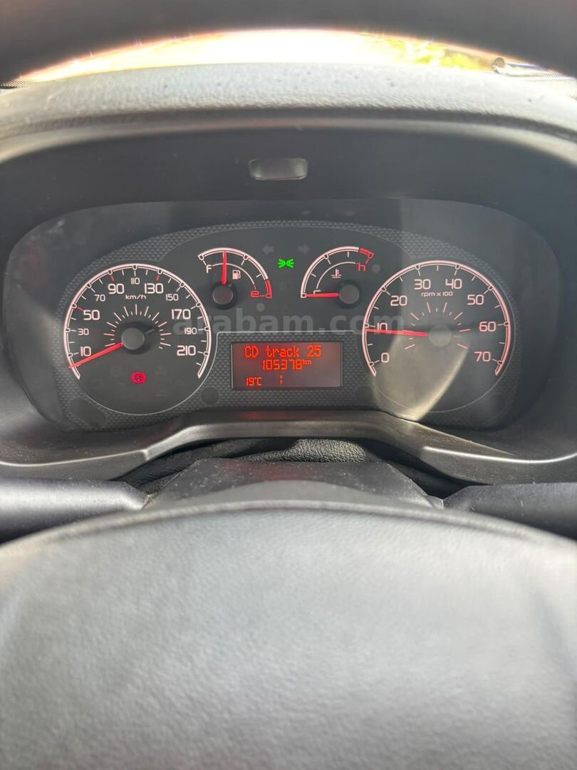 Sahibinden Fiat Fiorino Combi 1.3 Multijet Emotion 2014 Model 6
