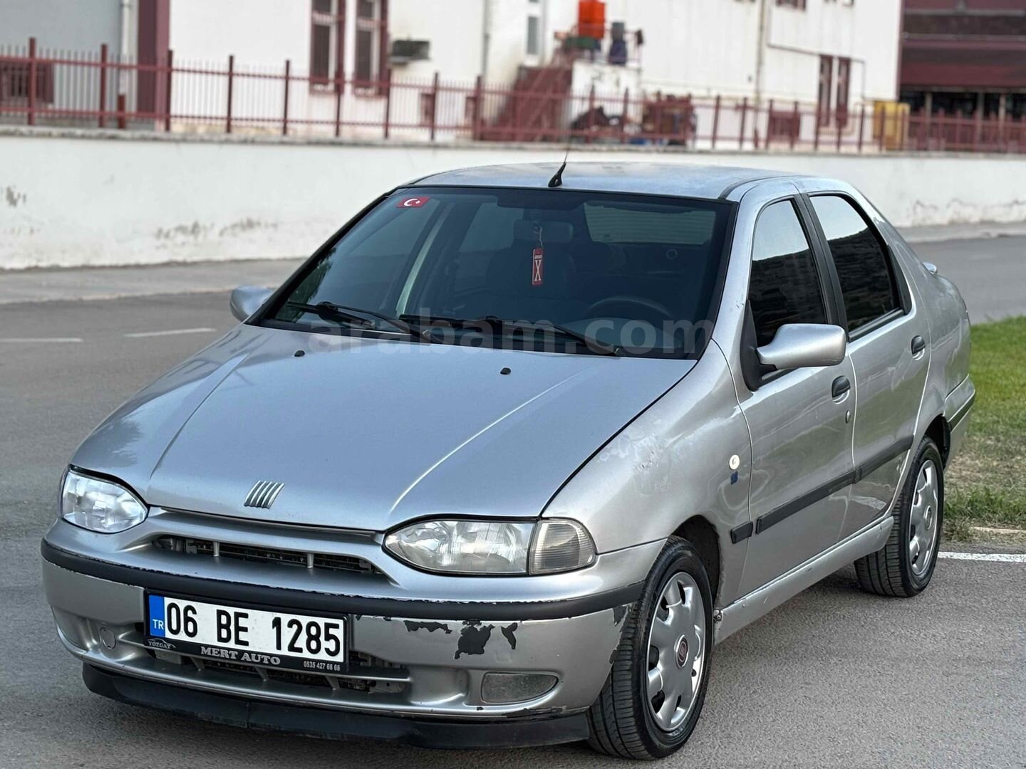 Galeriden Fiat Siena 1.4 EL 1999 Model Yozgat 305.000 km Gri (Gümüş) 3