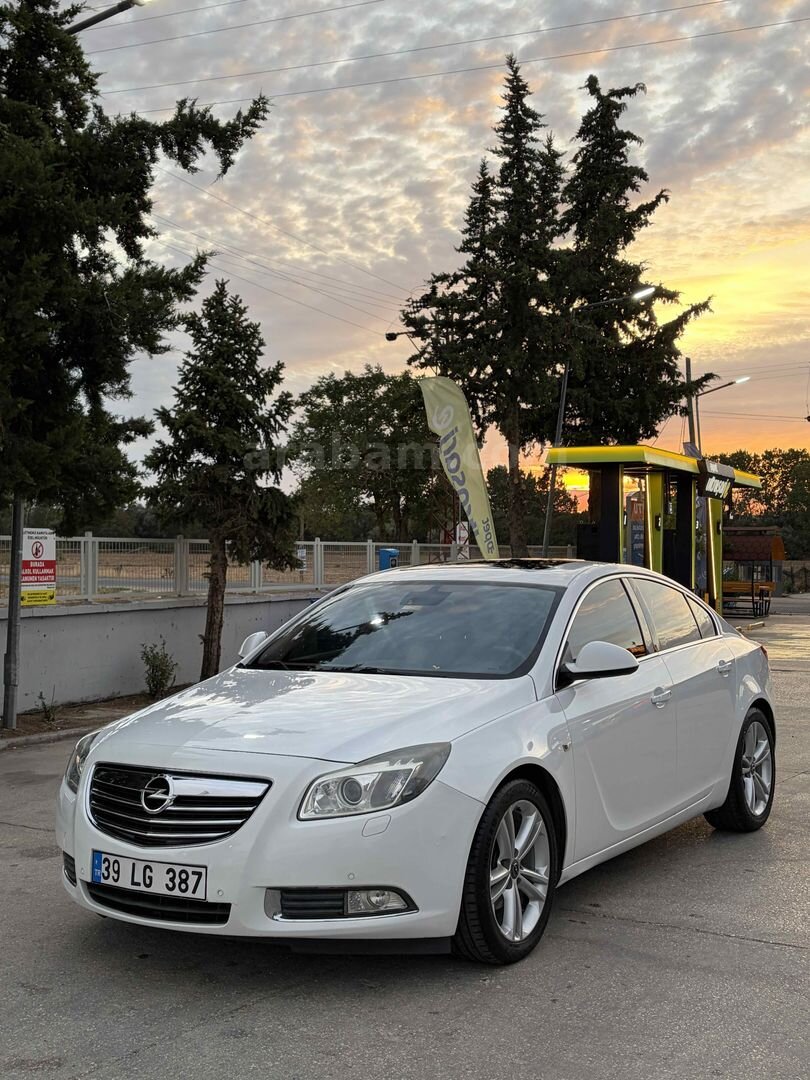 Sahibinden Opel Insignia 1.4 T Edition Elegance 2012 Model Kırklareli 212.000 km Beyaz 2