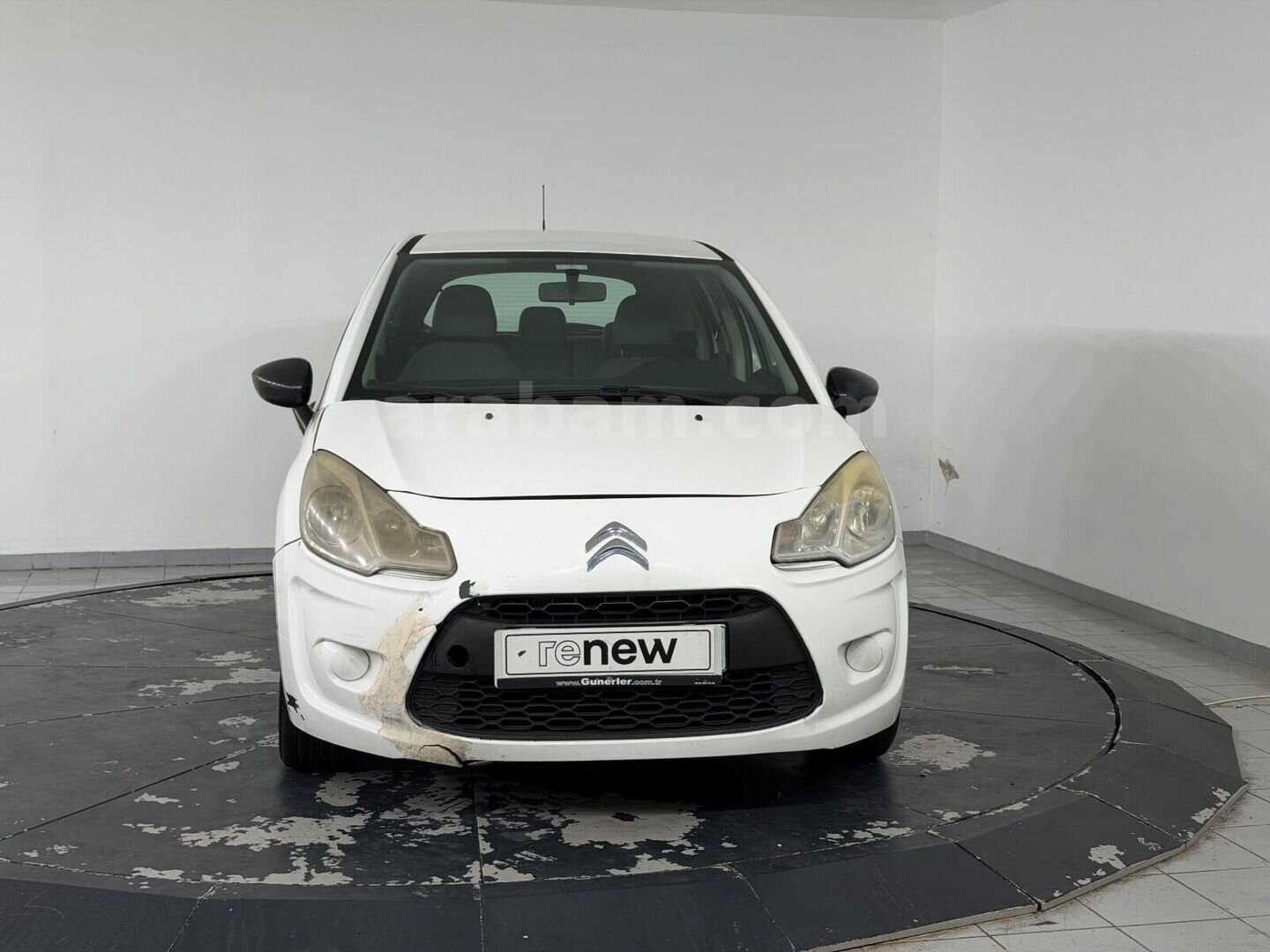 Galeriden Citroen C3 1.4 HDi Attraction 2012 Model İstanbul 251.228 km Beyaz 2