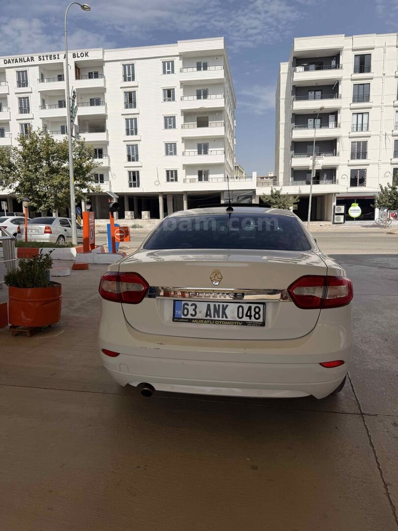 Galeriden Renault Fluence 1.5 dCi Icon 2015 Model Şanlıurfa 219.000 km Beyaz 6