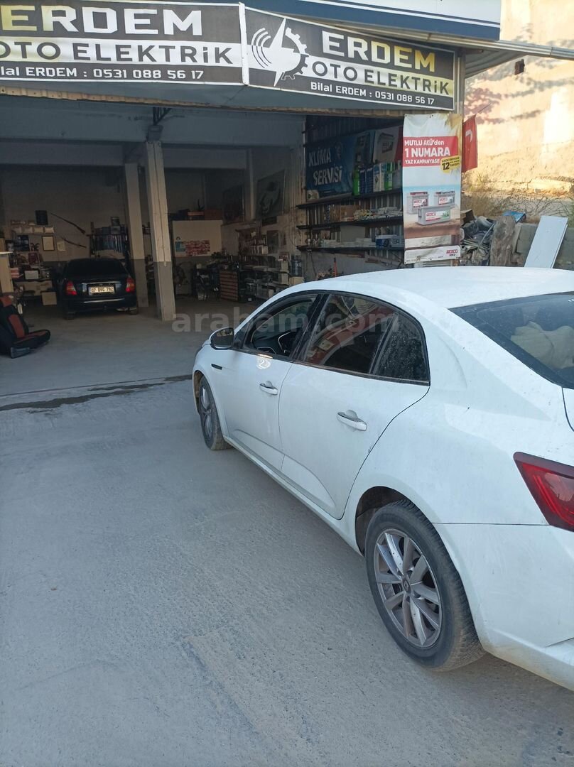 Sahibinden Renault Megane 1.5 dCi Icon 2019 Model Antalya 187.000 km Beyaz 1