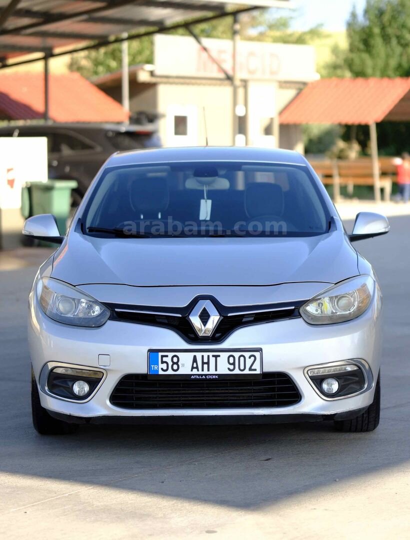 Sahibinden Renault Fluence 1.5 dCi Icon 2015 Model Isparta 204.000 km Gri (Gümüş) 6