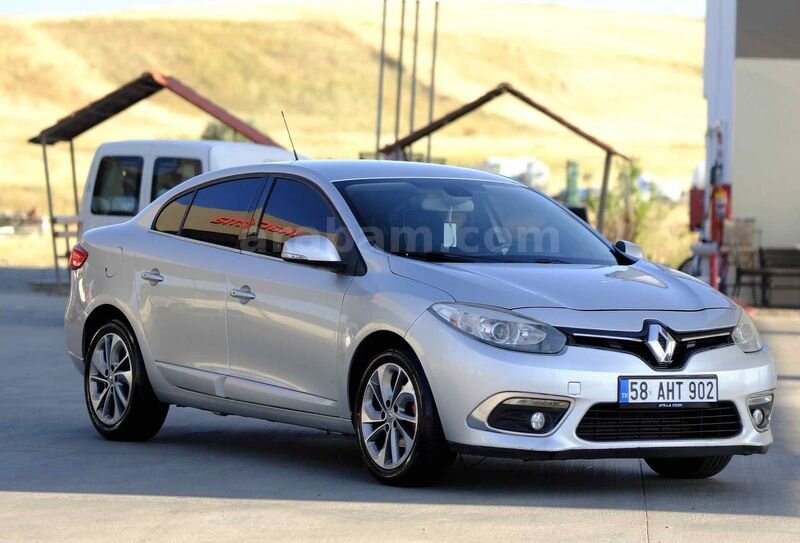 Sahibinden Renault Fluence 1.5 dCi Icon 2015 Model Isparta 204.000 km Gri (Gümüş)