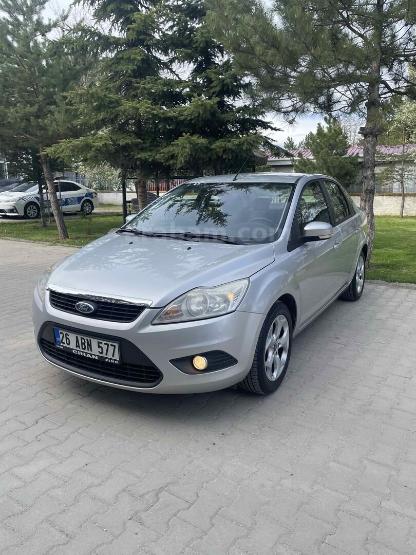 Sahibinden Ford Focus 1.6 Collection 2011 Model Yozgat 141.000 km Gri 4