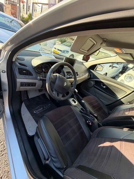 Sahibinden Renault Fluence 1.5 dCi Business 2012 Model İstanbul 202.000 km Gri (metalik)