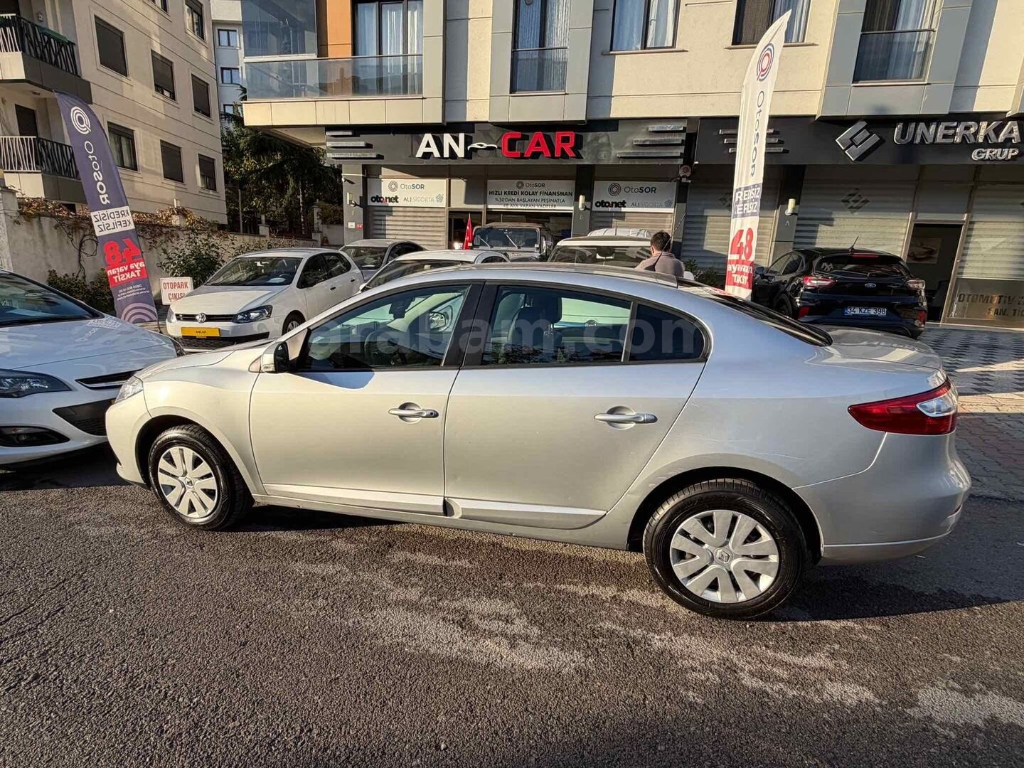 Sahibinden Renault Fluence 1.5 dCi Business 2012 Model İstanbul 202.000 km Gri (metalik) 3