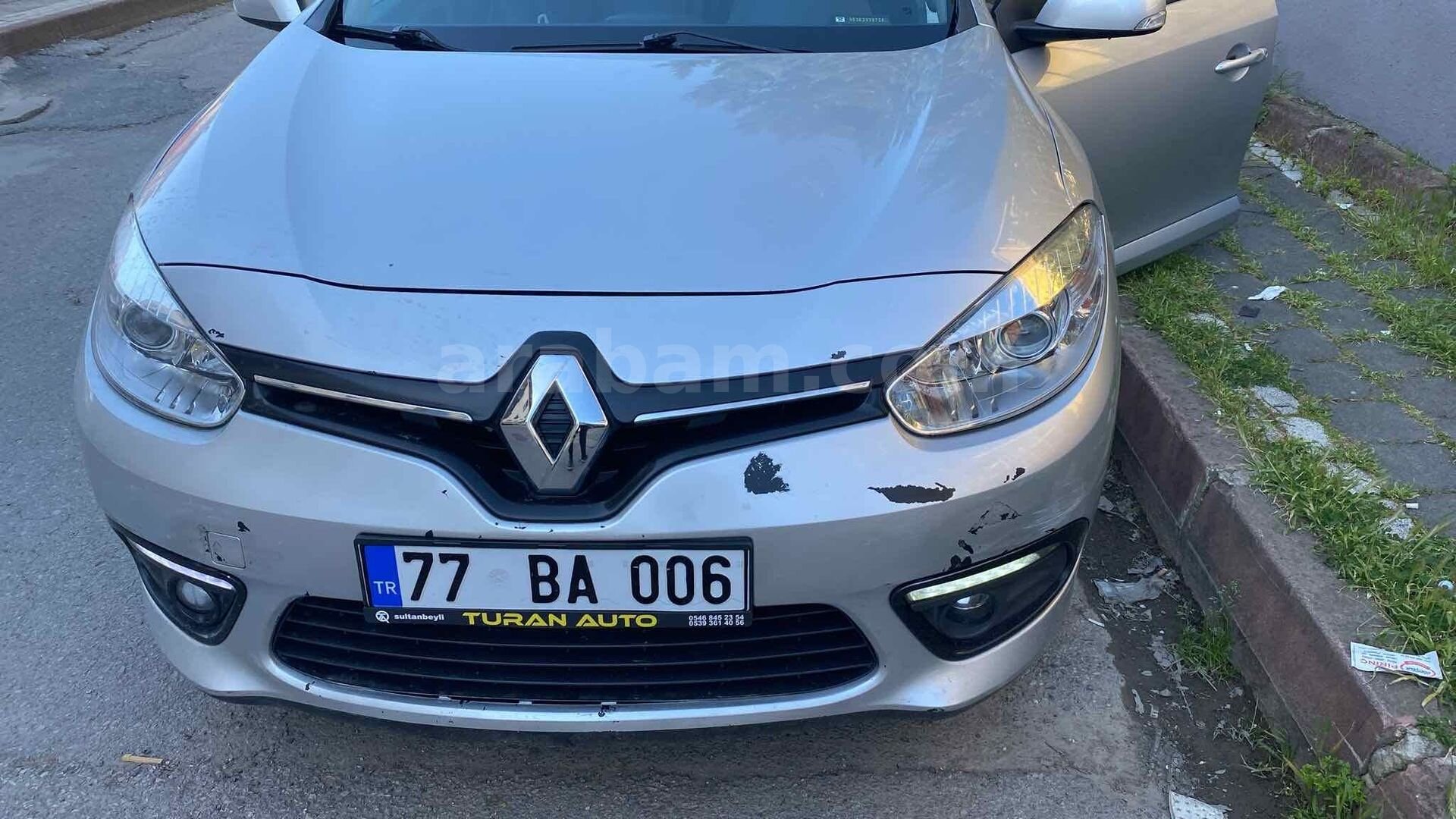 Sahibinden Renault Fluence 1.5 dCi Business 2012 Model İstanbul 202.000 km Gri (metalik) 5
