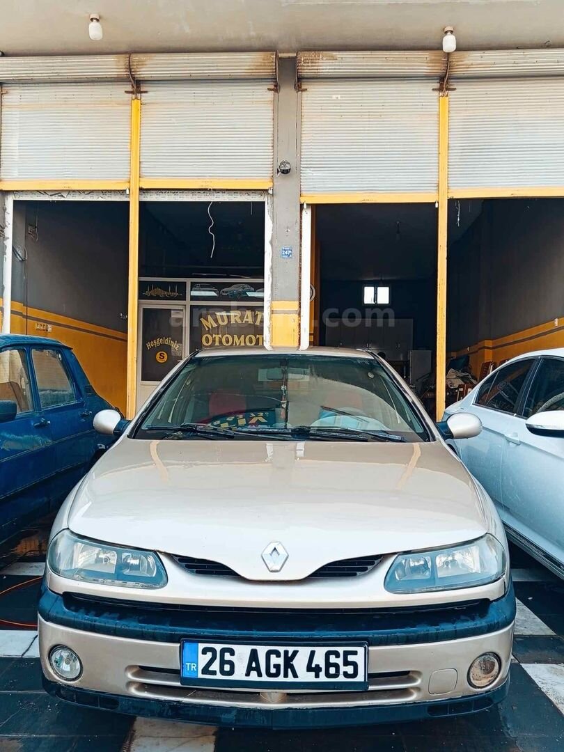 Galeriden Renault Laguna 1.6 RXE 2001 Model Şanlıurfa 320.000 km Altın 7