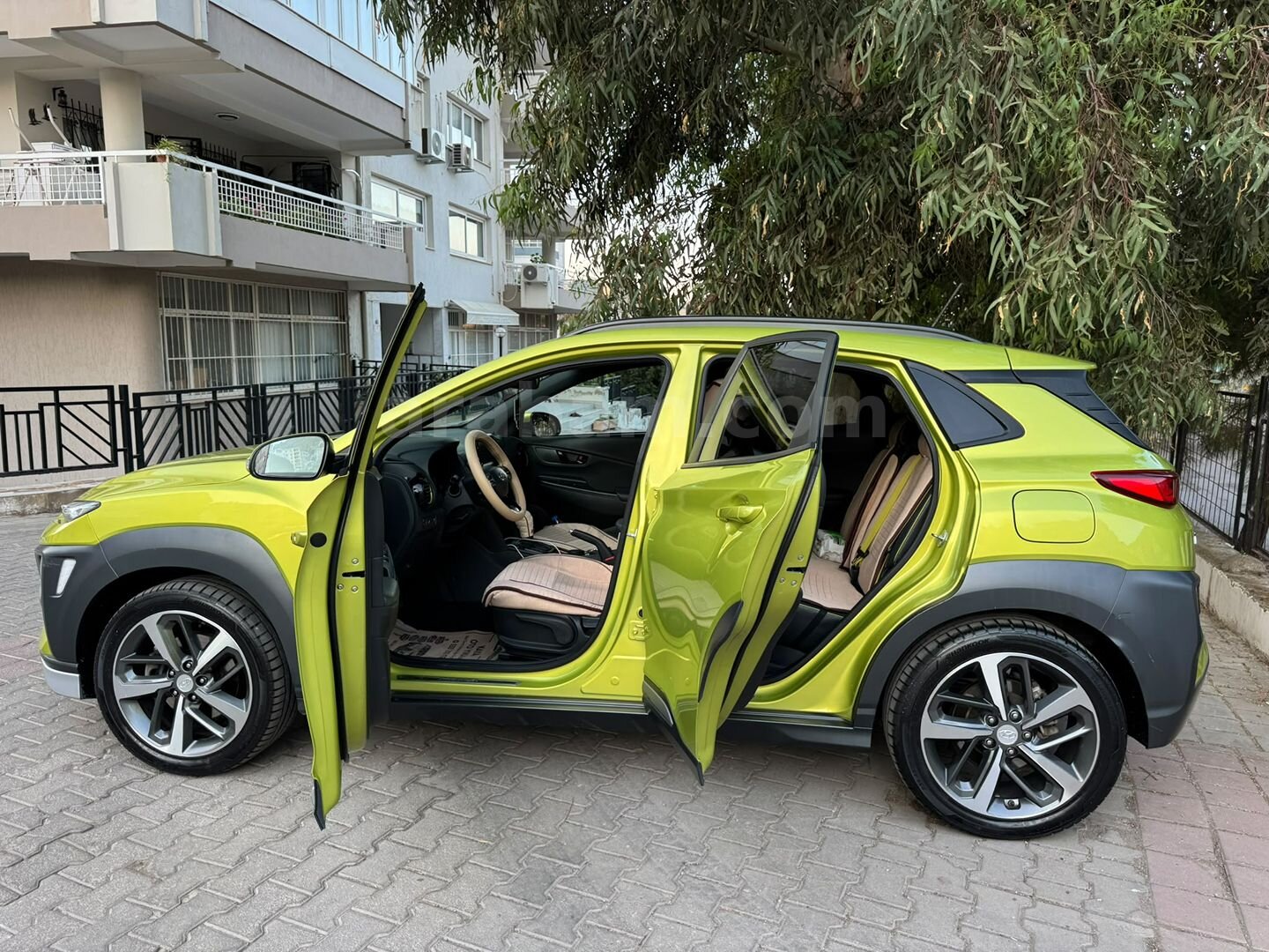 BAYAN Sahibinden Hyundai Kona 1.6 CRDI Elite Smart 2019 Model 2