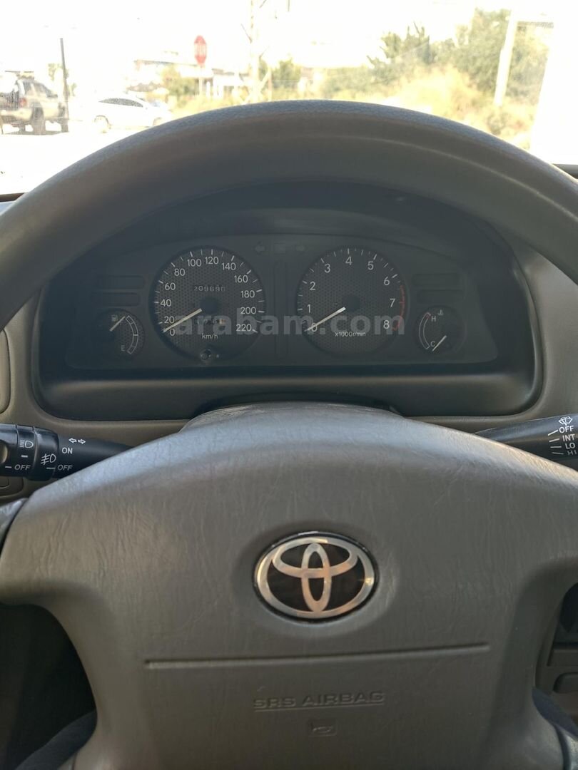 Sahibinden Toyota Corolla 1.6 Sol Special 2001 Model Van 212.000 km Gri (Gümüş) 7