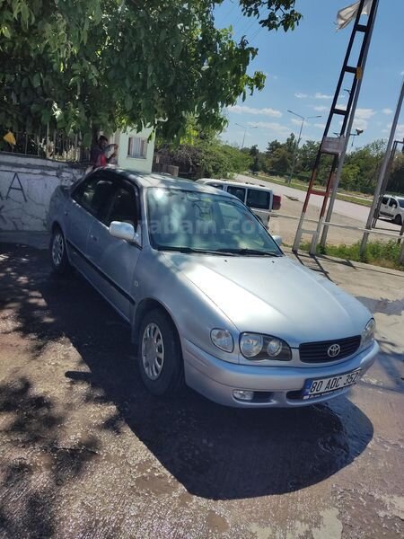 Sahibinden Toyota Corolla 1.6 Sol Special 2001 Model Van 212.000 km Gri (Gümüş)