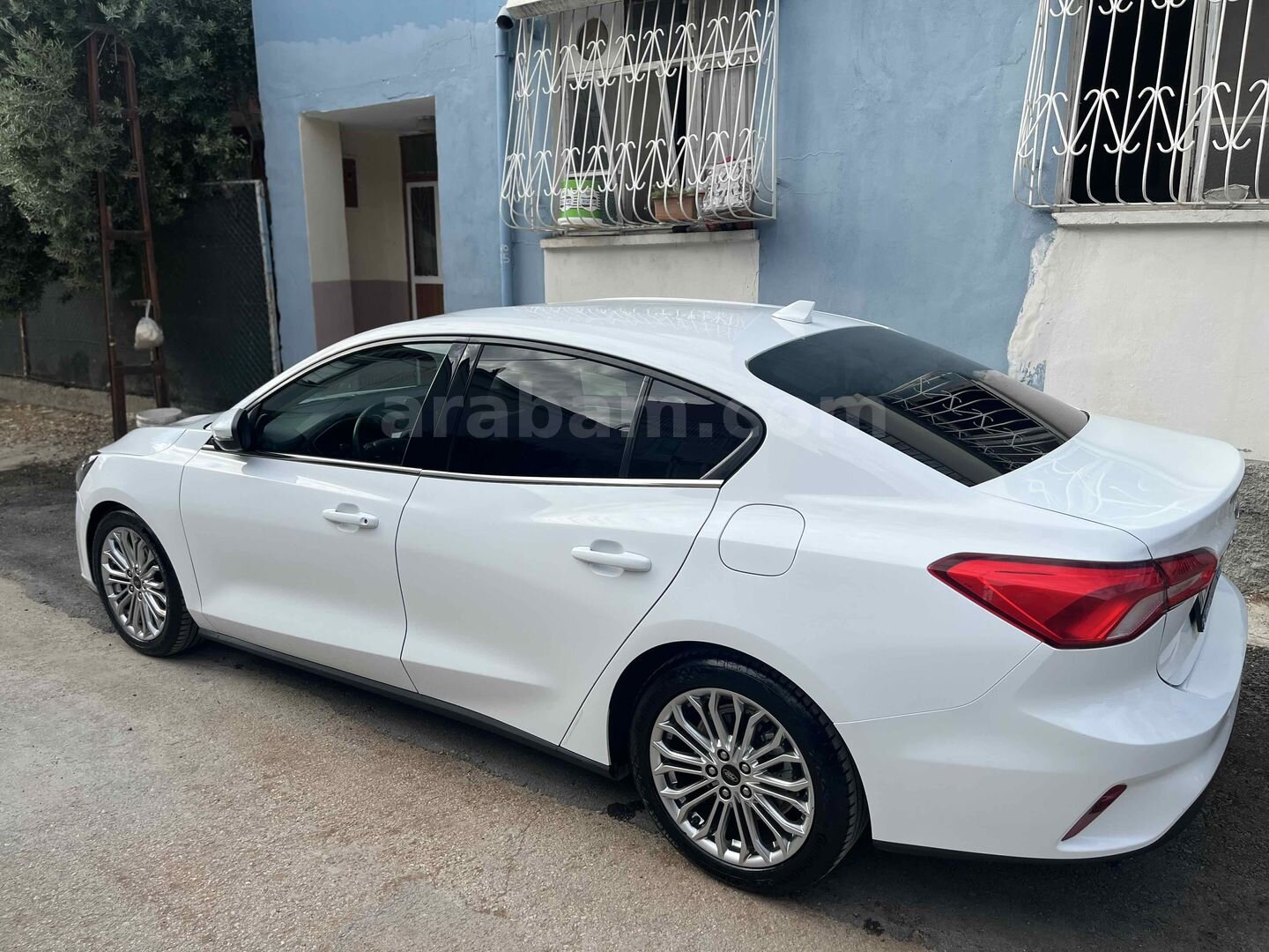 Sahibinden Ford Focus 1.5 TDCi Titanium 2020 Model Adana 83.000 km Beyaz 4