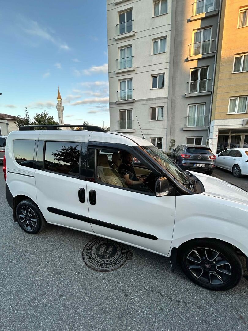 Sahibinden Fiat Doblo Combi 1.3 Multijet Premio 2014 Model 2