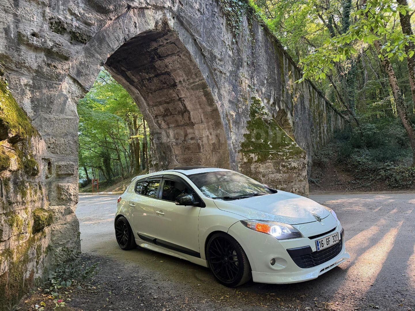Sahibinden Renault Megane 1.5 dCi Expression 2010 Model İstanbul 163.000 km Beyaz 3