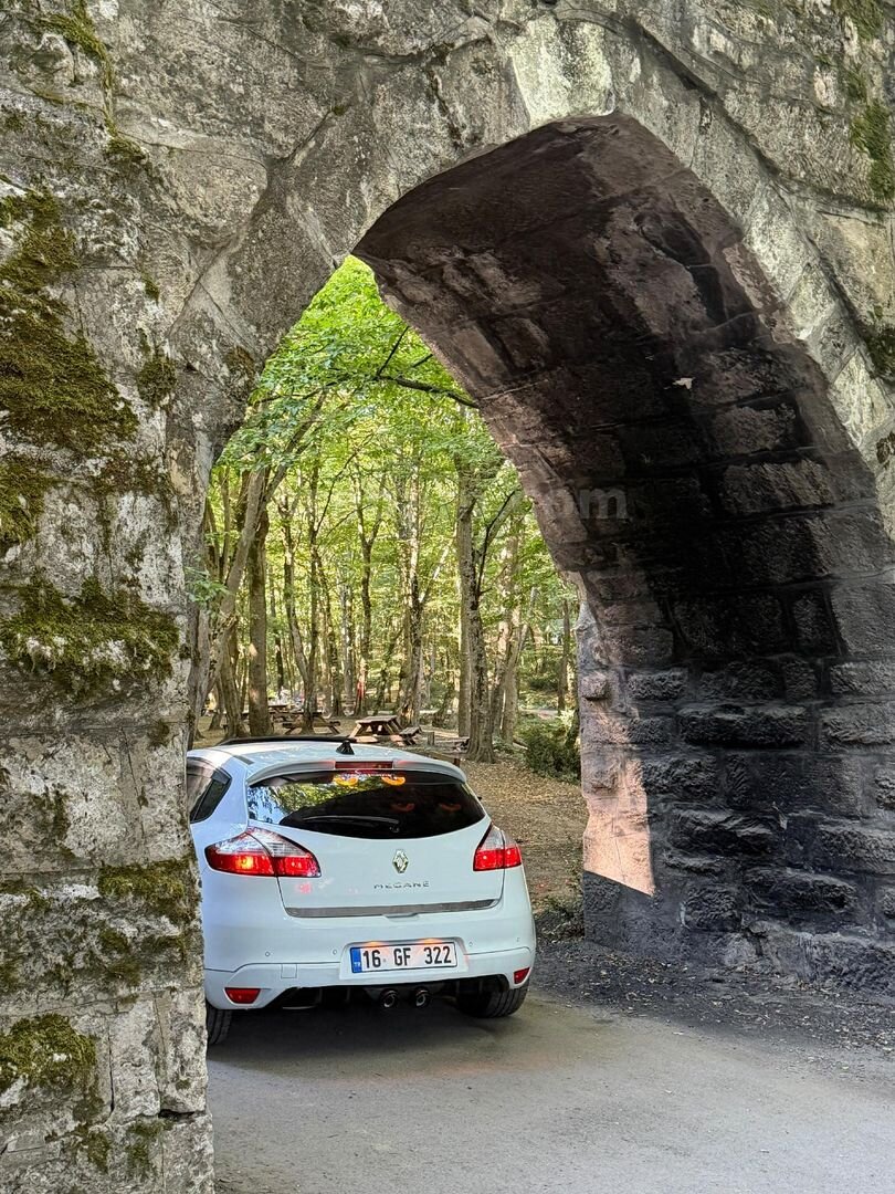Sahibinden Renault Megane 1.5 dCi Expression 2010 Model İstanbul 163.000 km Beyaz 5