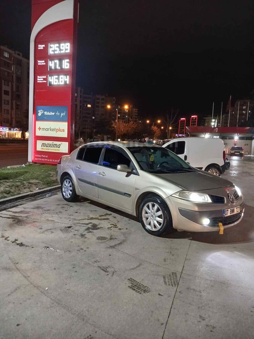 Sahibinden Renault Megane 1.5 dCi Expression 2006 Model Konya 270.000 km Bej 4