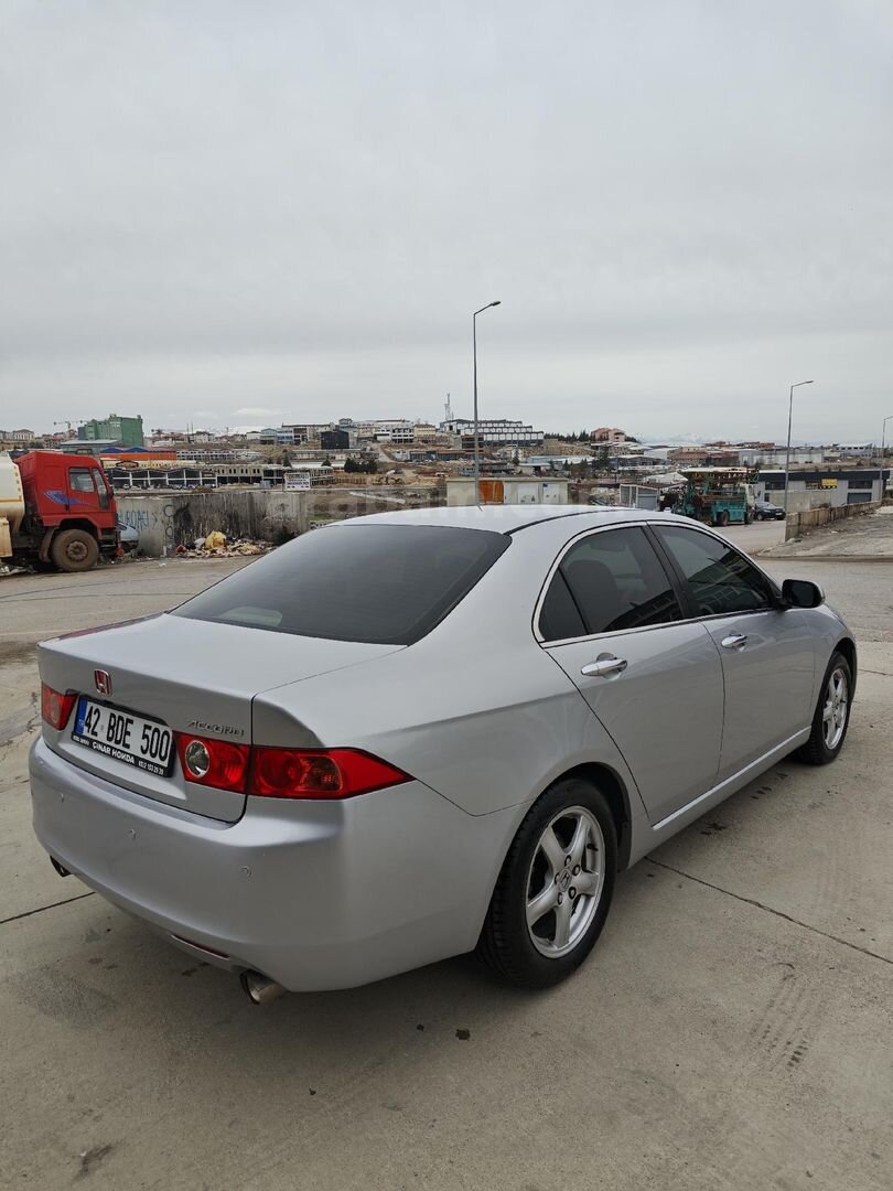 Sahibinden Honda Accord 2.4 Executive 2003 Model Diyarbakır 228.000 km Gri 5