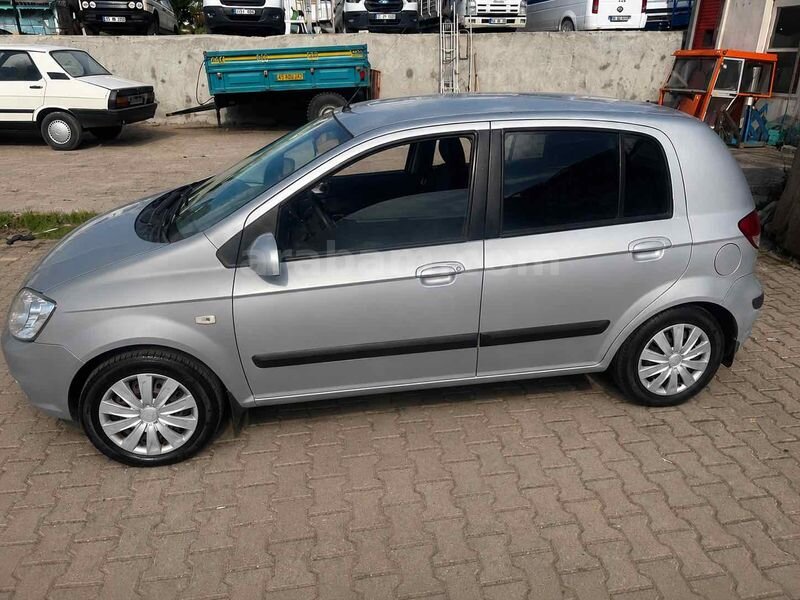 Galeriden Hyundai Getz 1.3 GLS 2004 Model Manisa 170.000 km Gri (Gümüş)