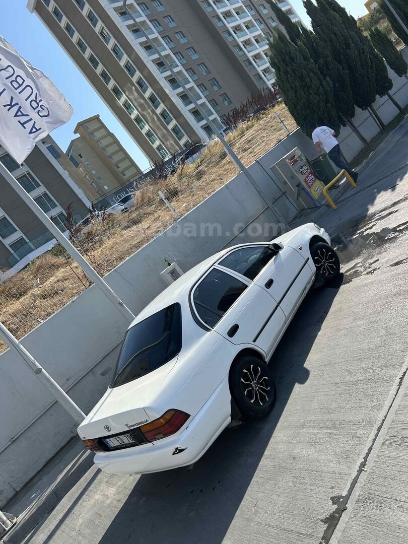 Sahibinden Toyota Corolla 1.3 XL 1997 Model İstanbul 240.000 km Beyaz 6