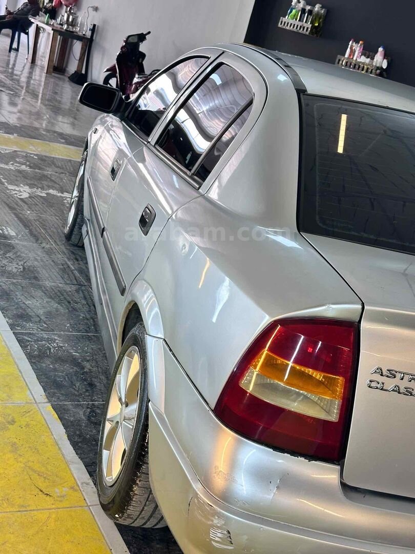Galeriden Opel Astra 1.6 Classic Twinport 2006 Model Şanlıurfa 250.000 km Gri 2