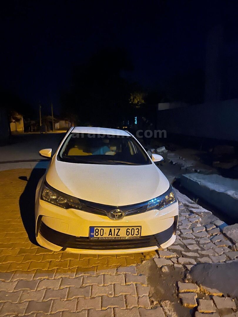 Sahibinden Toyota Corolla 1.33 Life 2016 Model Osmaniye 128.000 km Beyaz 1