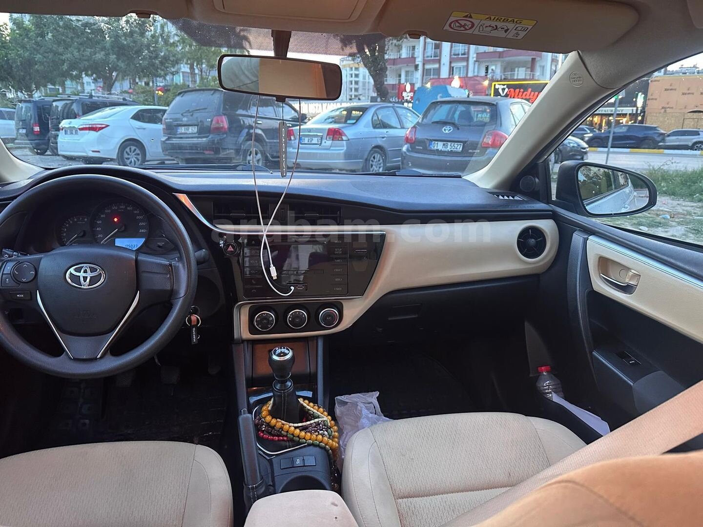 Sahibinden Toyota Corolla 1.33 Life 2016 Model Osmaniye 128.000 km Beyaz 7