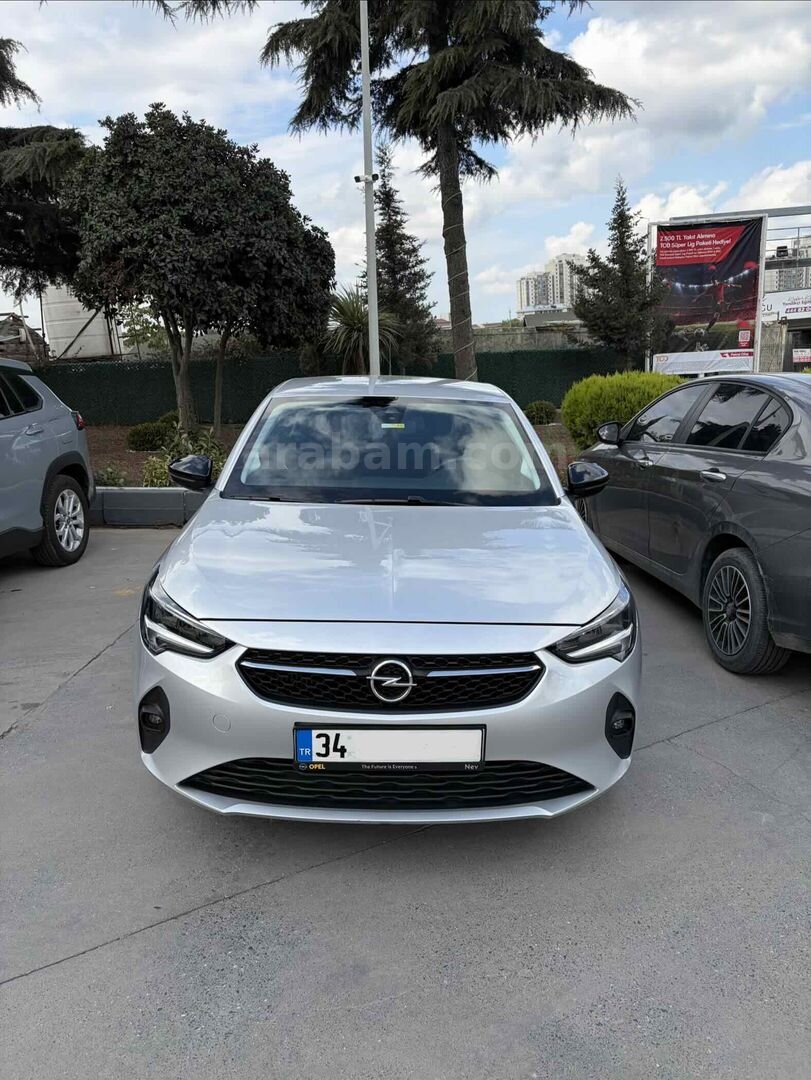 Sahibinden Opel Corsa 1.2 T Edition 2022 Model İstanbul 43.800 km Gri (Gümüş) 4