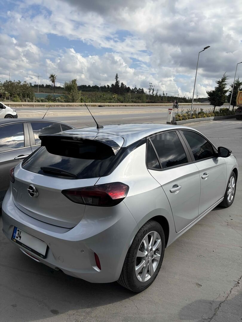 Sahibinden Opel Corsa 1.2 T Edition 2022 Model İstanbul 43.800 km Gri (Gümüş) 6