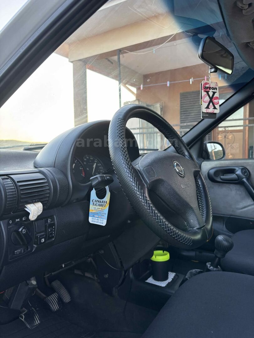 Sahibinden Opel Corsa 1.4 CD 1999 Model Balıkesir 358.500 km Gri (Gümüş) 6