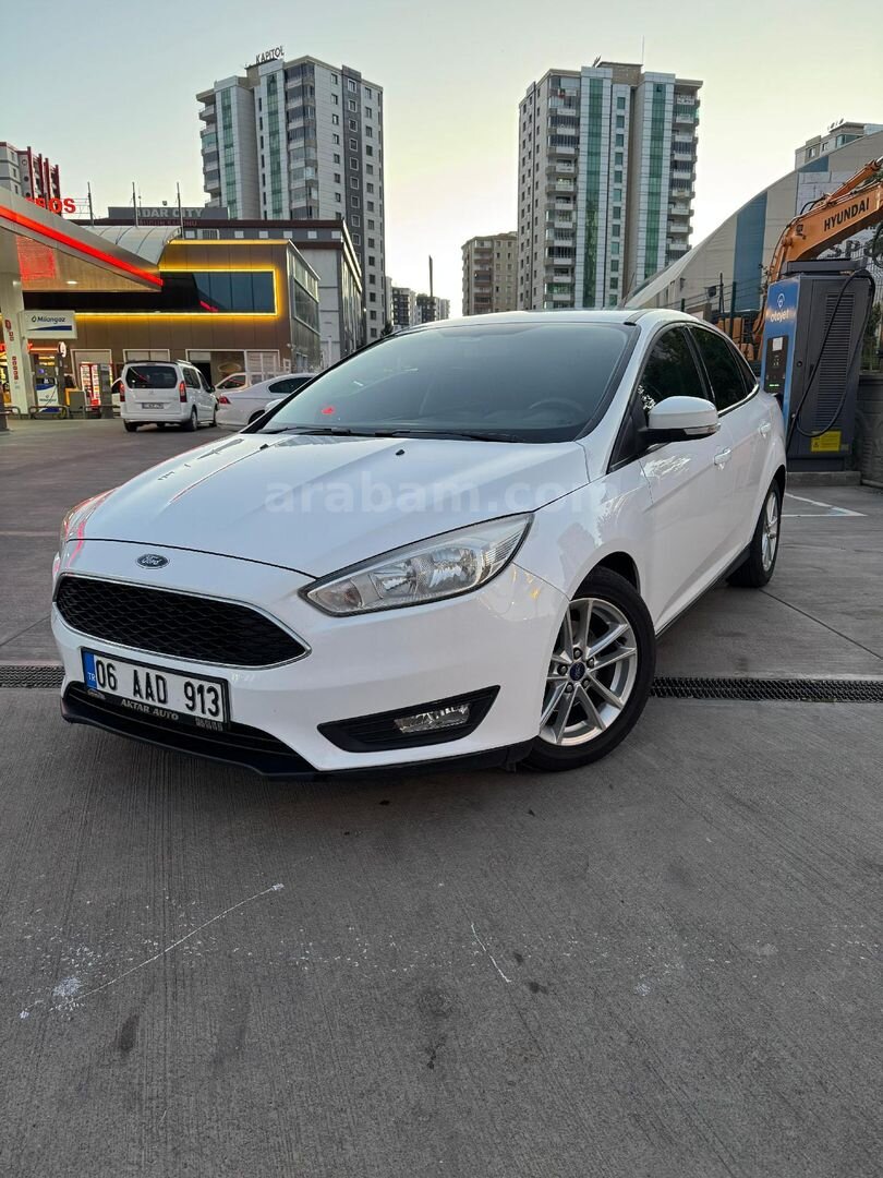 Sahibinden Ford Focus 1.5 TDCi Trend X 2015 Model Diyarbakır 302.000 km Beyaz 1