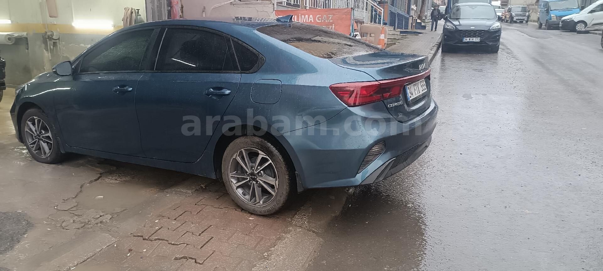 Sahibinden Kia Cerato 1.6 MPI Elegance 2022 Model İstanbul 85.000 km Mavi (metalik) 6