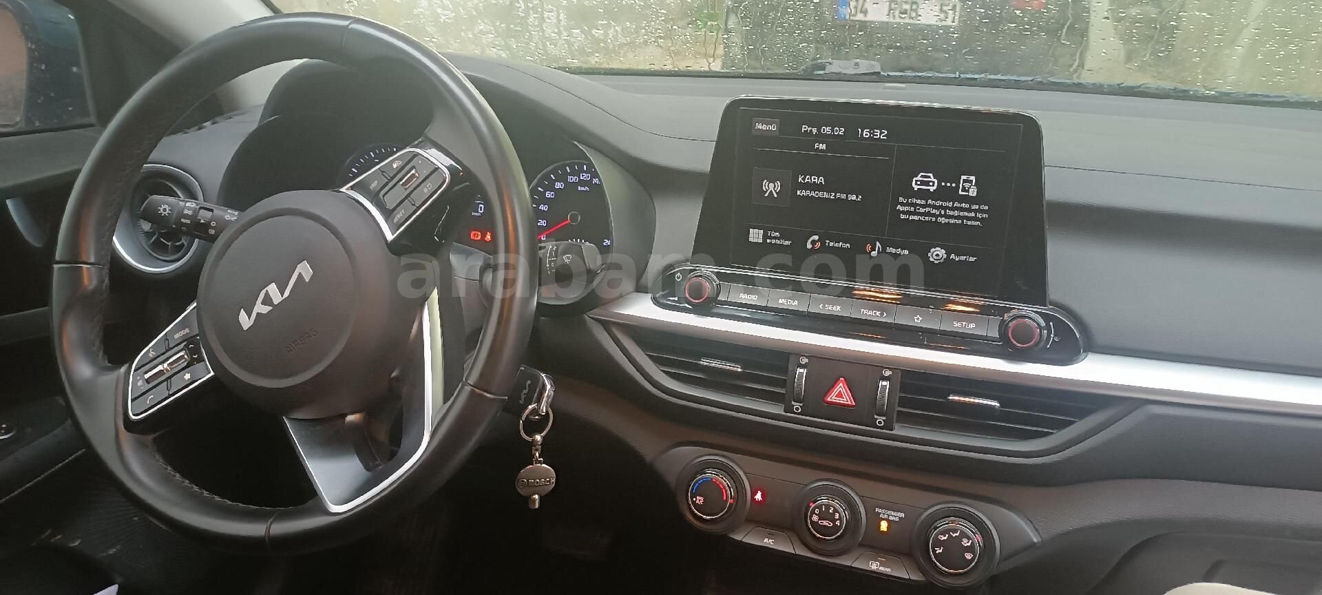 Sahibinden Kia Cerato 1.6 MPI Elegance 2022 Model İstanbul 85.000 km Mavi (metalik) 7
