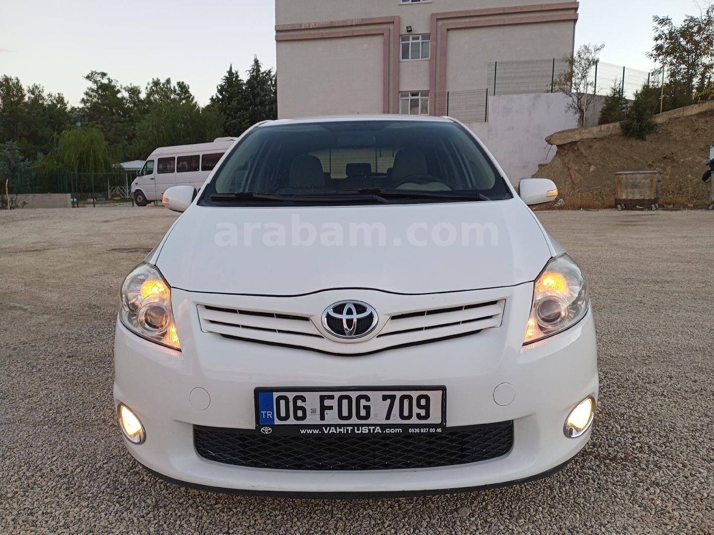 Galeriden Toyota Auris 1.4 D-4D Comfort Extra 2012 Model Antalya 227.000 km Beyaz 7