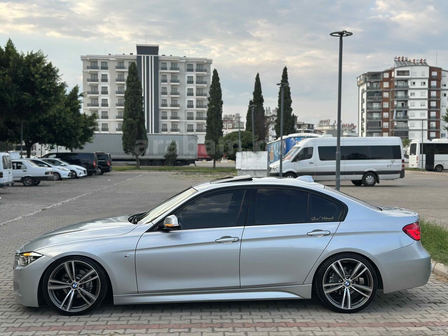Sahibinden BMW 3 Serisi 320i ED 40th Year Edition 2015 Model Antalya 169.000 km Gri 3