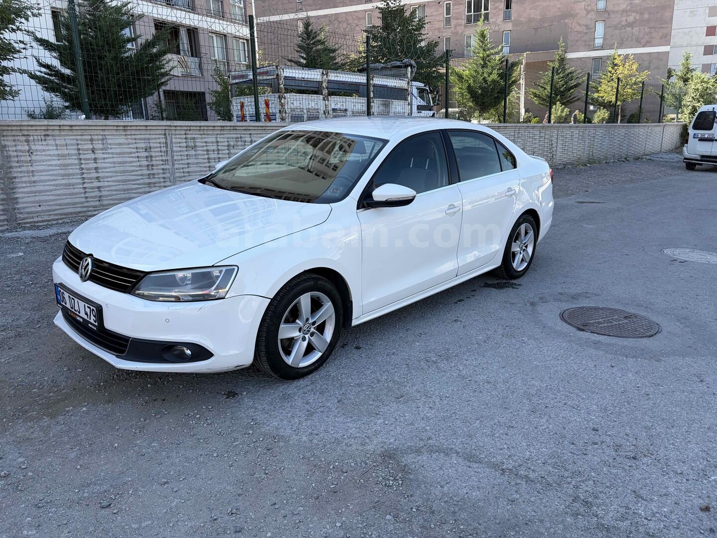 Sahibinden Volkswagen Jetta 1.6 TDi Comfortline 2013 Model 6
