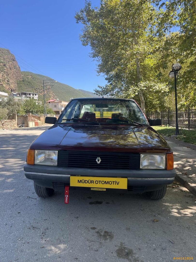 Galeriden Renault R 9 1.4 Broadway 1992 Model Osmaniye 420.000 km Kırmızı 4