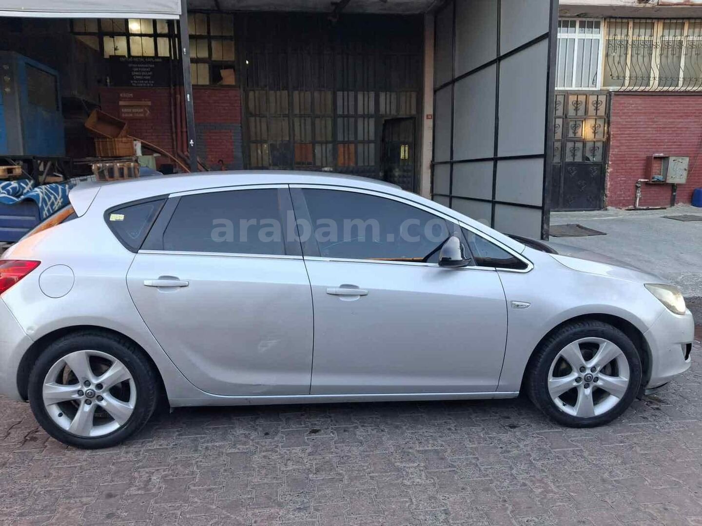 Sahibinden Opel Astra 1.4 T Sport 2011 Model İstanbul 202.000 km Gri (Gümüş) 2