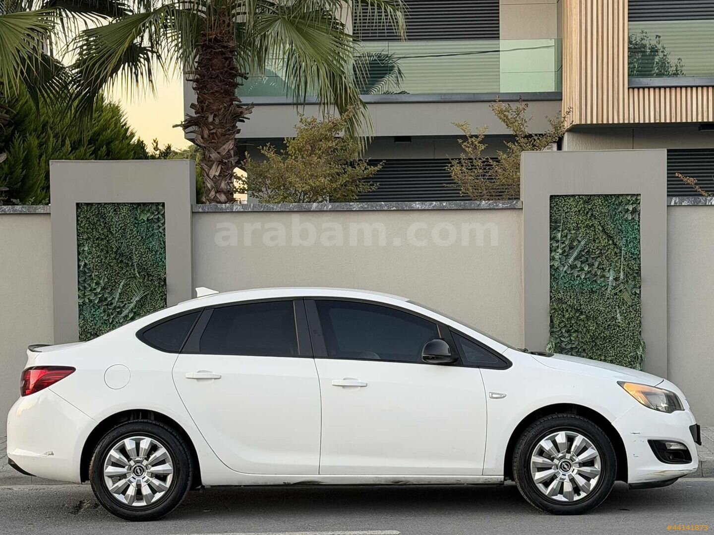 Galeriden Opel Astra 1.6 CDTI Business 2014 Model İstanbul 206.000 km Beyaz 5
