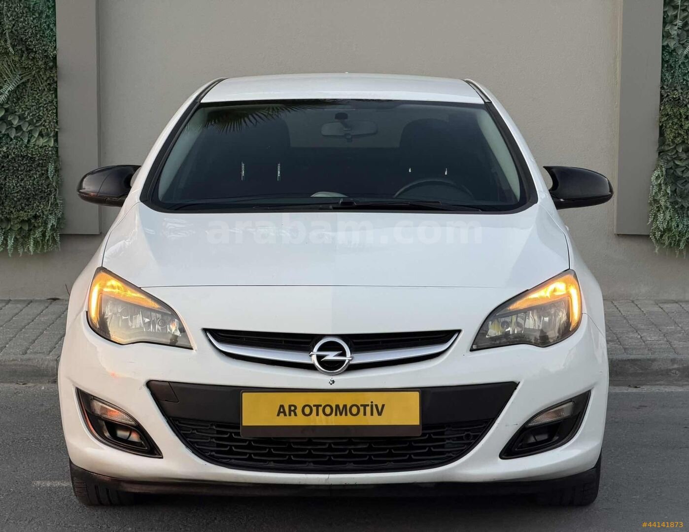 Galeriden Opel Astra 1.6 CDTI Business 2014 Model İstanbul 206.000 km Beyaz 3
