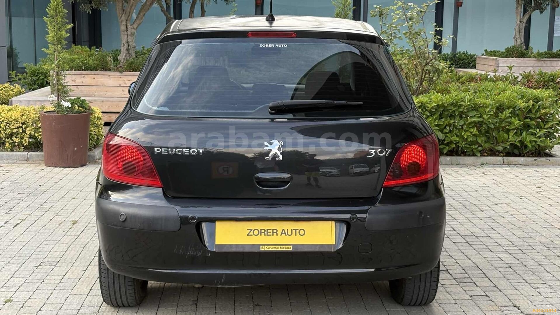Galeriden Peugeot 307 1.6 XT 2004 Model İstanbul 180.000 km Siyah 5