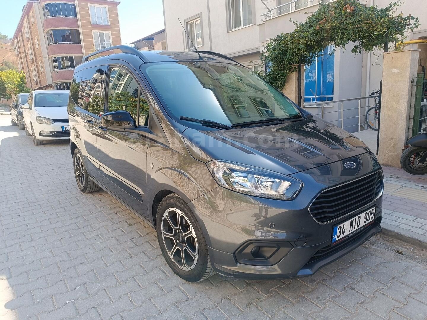 Sahibinden Ford Tourneo Courier 1.0 EcoBoost Titanium Plus 2023 Model 2
