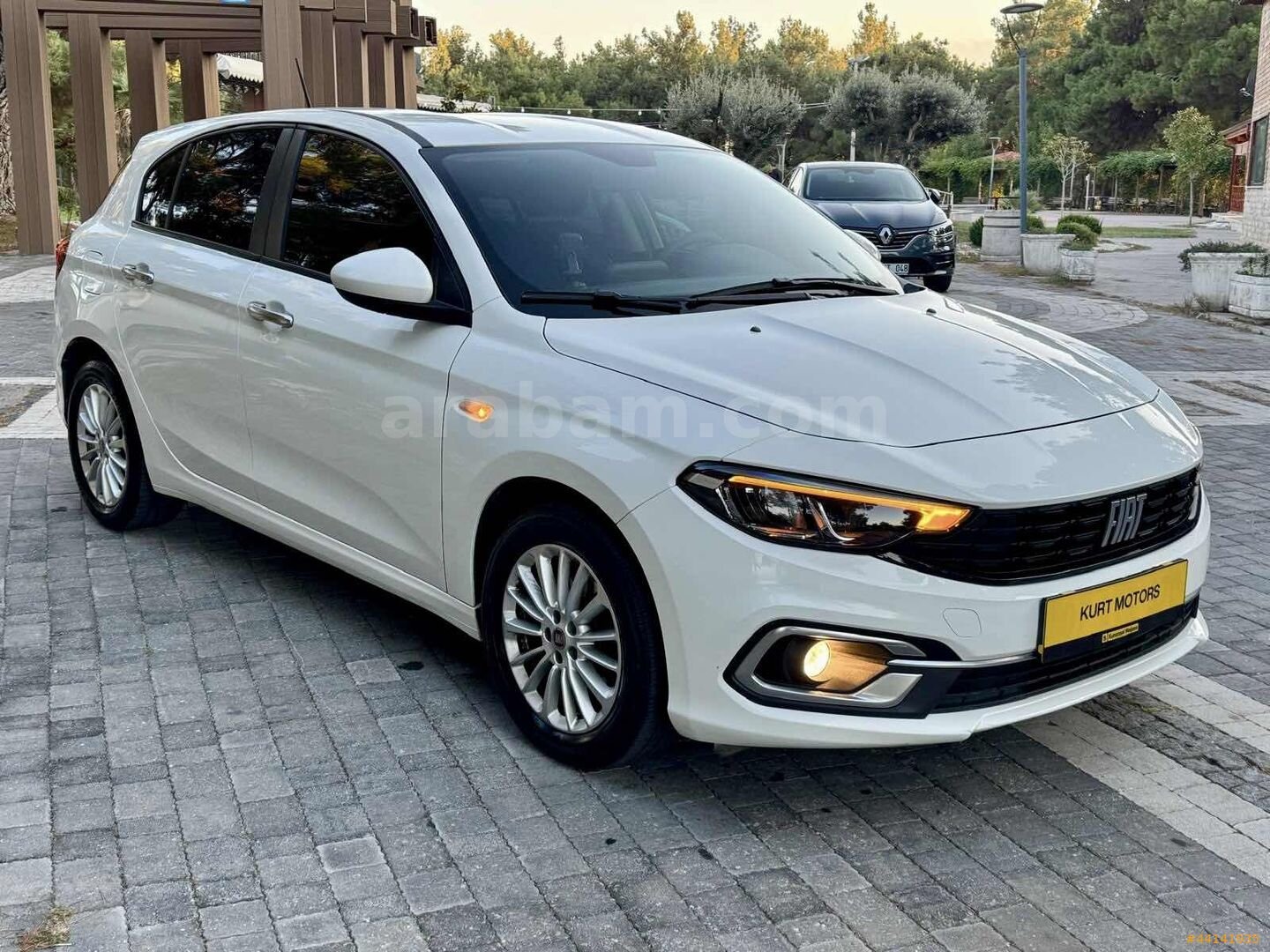 Galeriden Fiat Egea 1.4 Fire Urban 2022 Model Manisa 32.000 km Beyaz 3