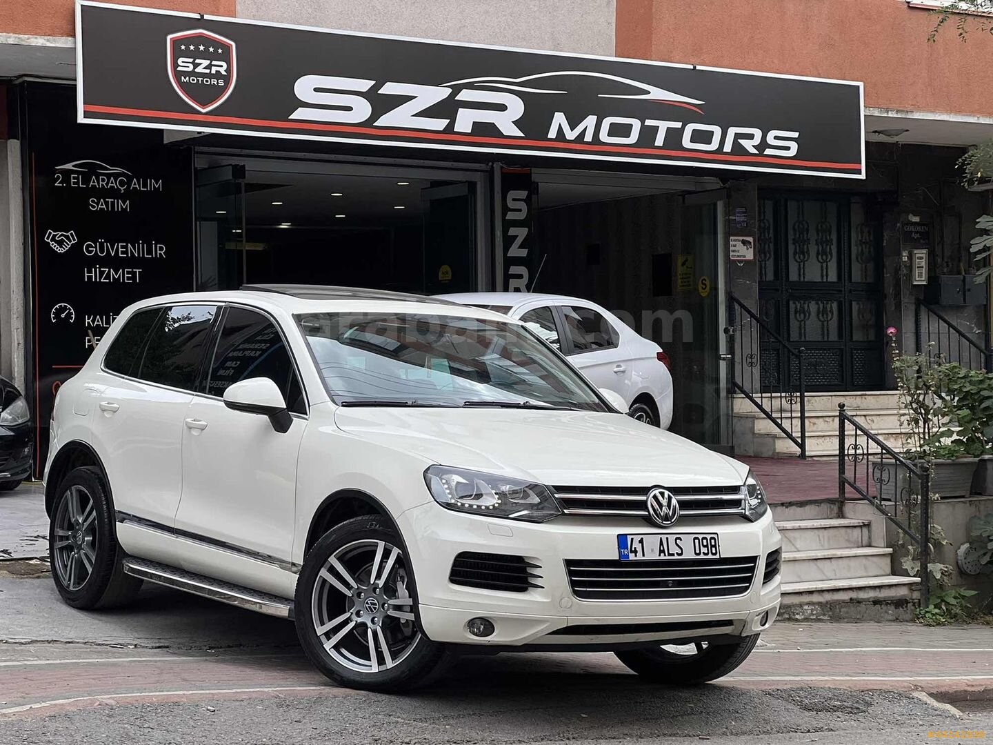 2011 VW TOUAREG HATASIZ BOYASIZ DEĞİŞENSİZ BAKIMLI TEMİZ !! 1