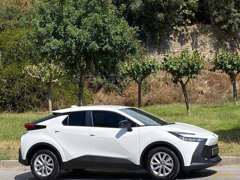 2026/Toyota C-HR 1.8 Flame/12.500.km/Hatasız/Boyasız/Tramersiz