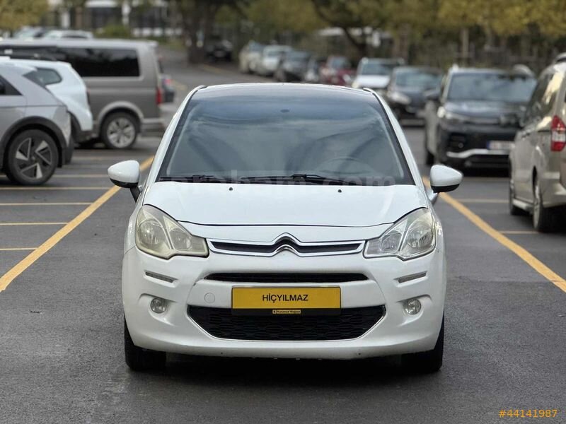 Galeriden Citroen C3 1.4 e-HDi Confort 2014 Model İstanbul 200.000 km Beyaz