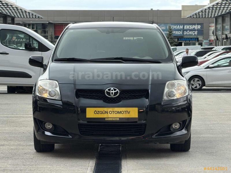 Galeriden Toyota Auris 1.6 Elegant 2010 Model Ankara 137.000 km Siyah
